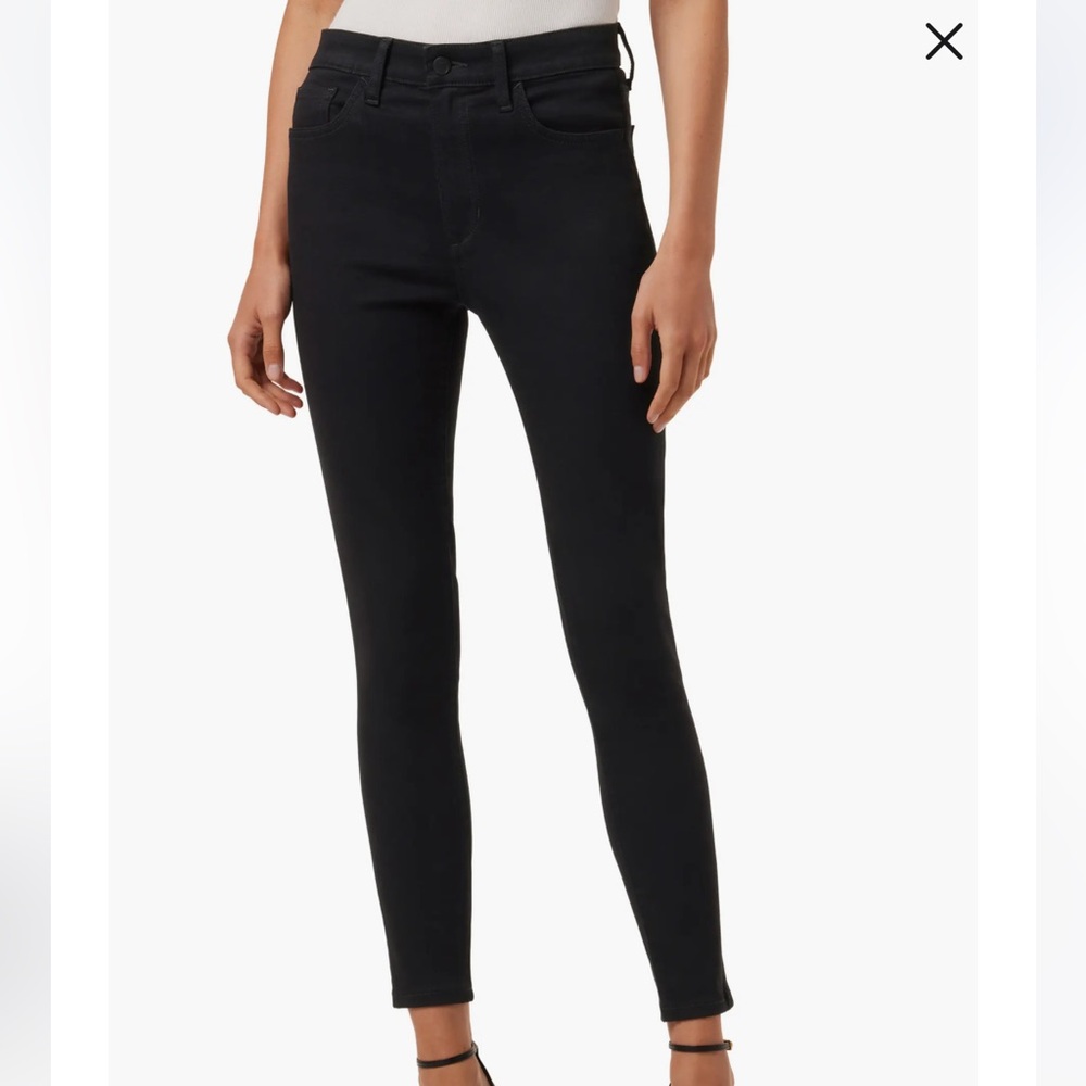 Joe's Jeans Women's black Skinny Jeans. Size 27